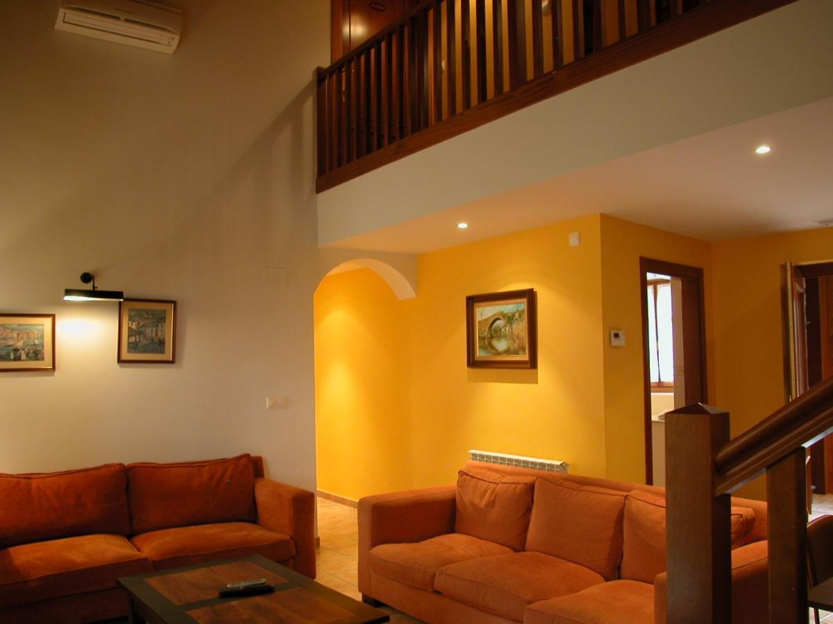La Cueva Villa Елсиего Екстериор снимка